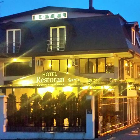 Hotel Topcider Belgrado Buitenkant foto