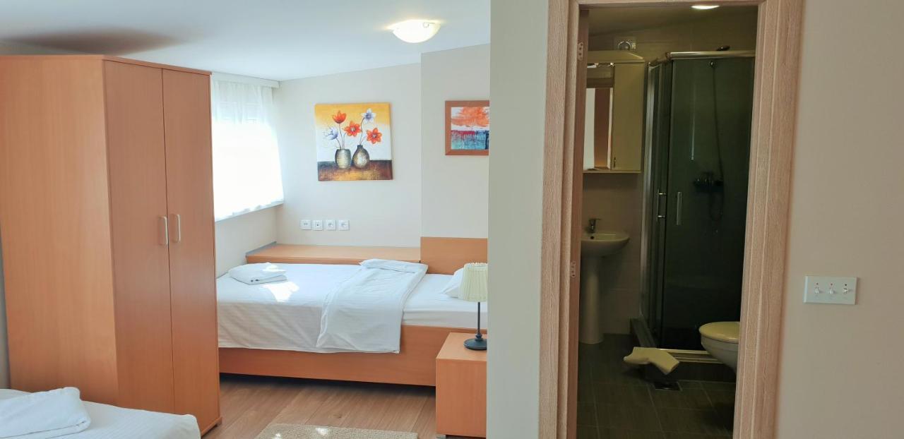 Hotel Topcider Belgrado Buitenkant foto