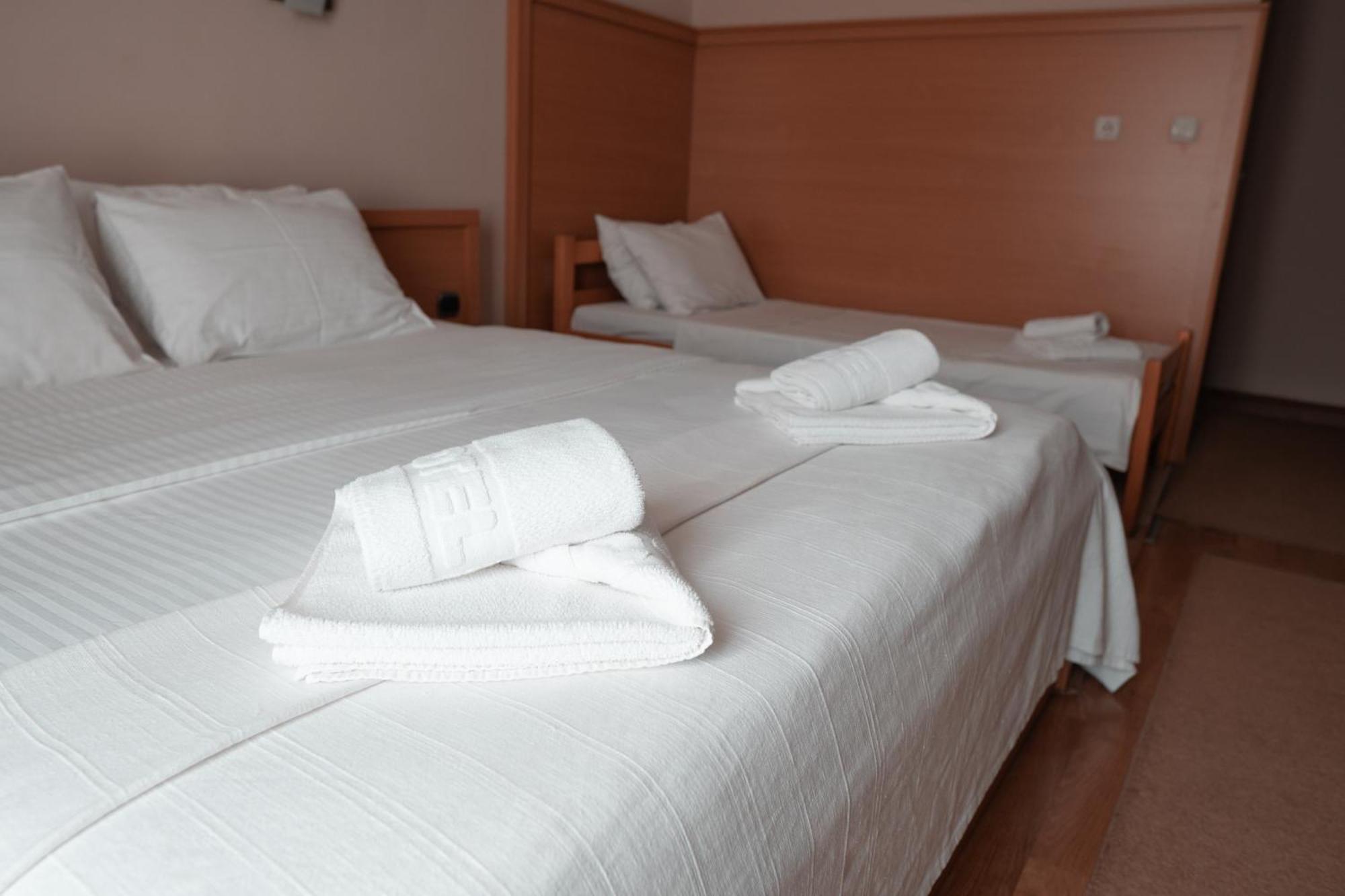 Hotel Topcider Belgrado Buitenkant foto