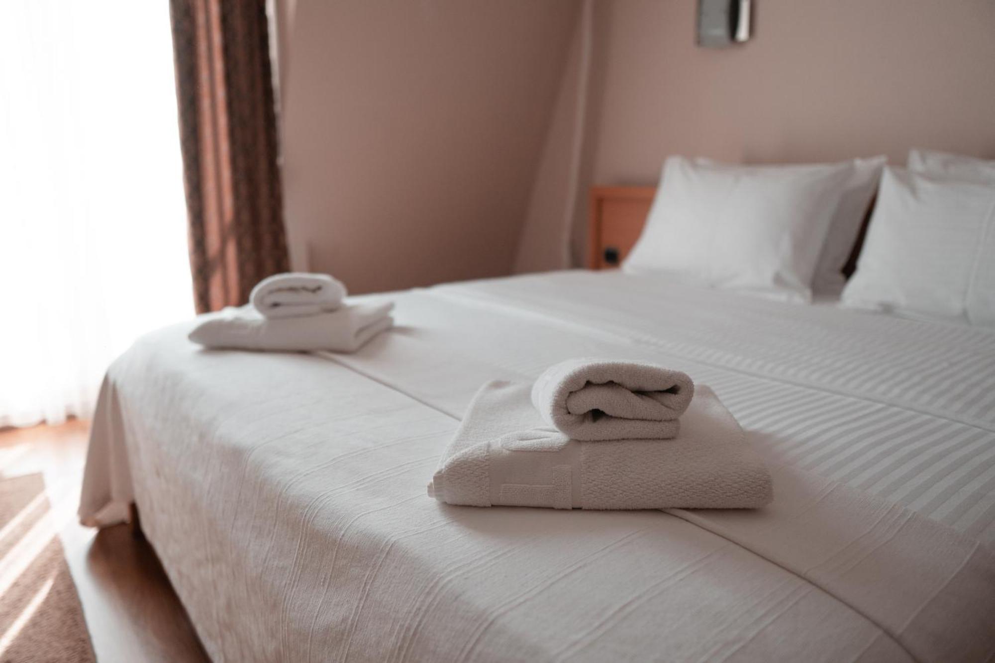 Hotel Topcider Belgrado Buitenkant foto