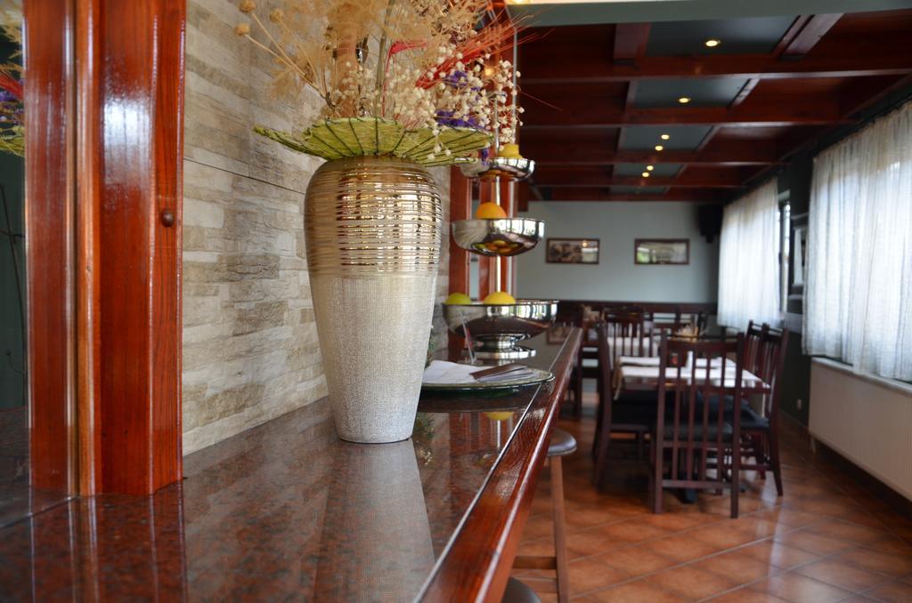 Hotel Topcider Belgrado Buitenkant foto