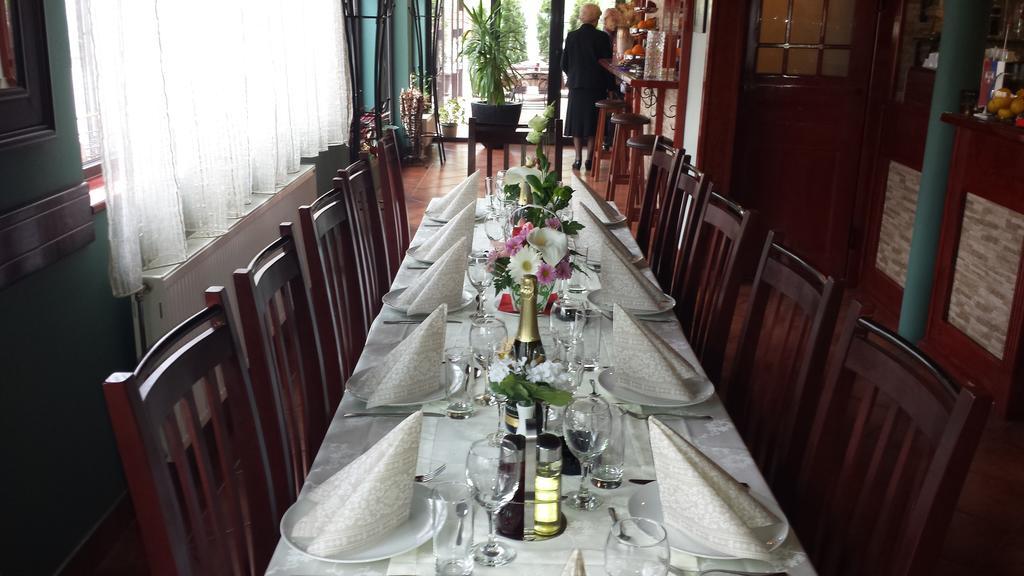 Hotel Topcider Belgrado Buitenkant foto