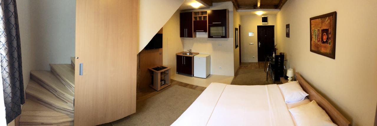 Hotel Topcider Belgrado Buitenkant foto